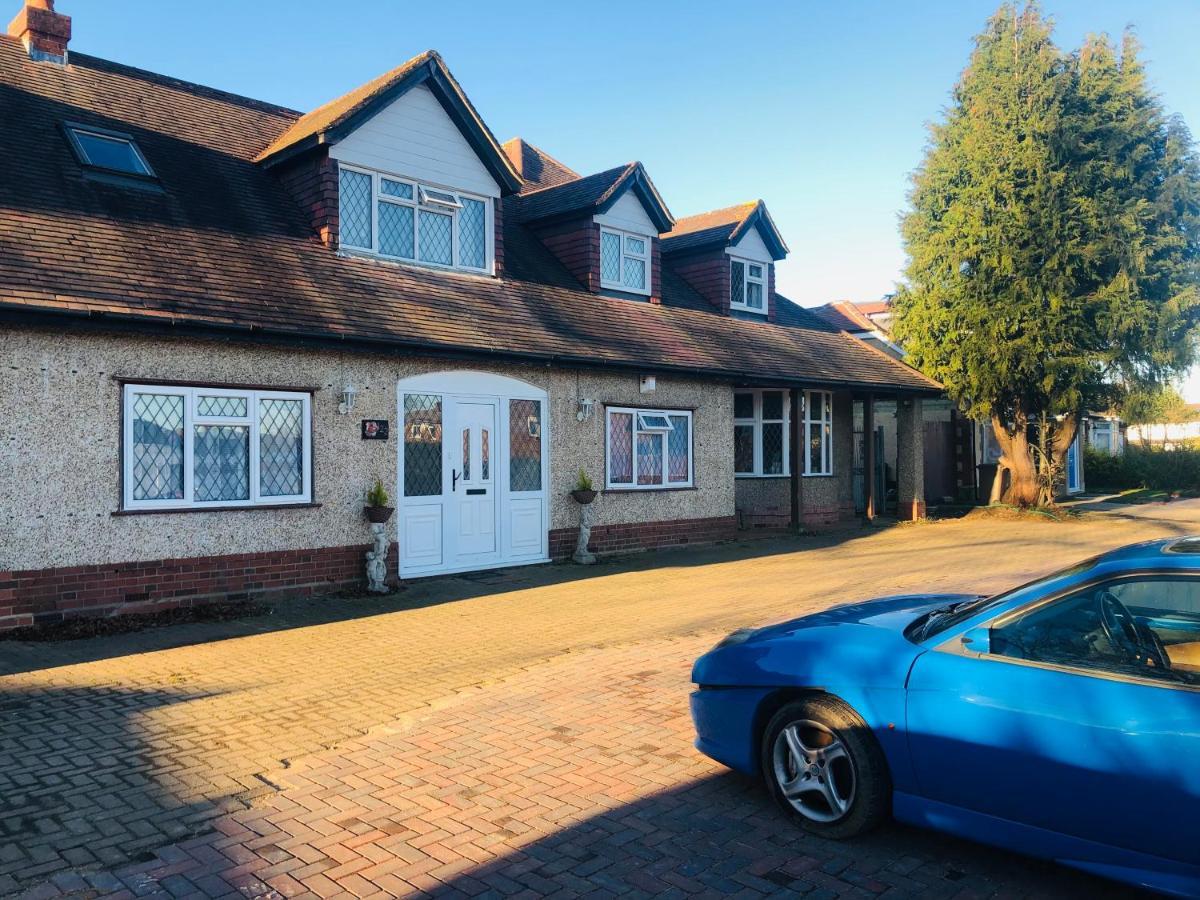 Amazing Quiet Garden House Near London Luton Airport Apartment Ngoại thất bức ảnh